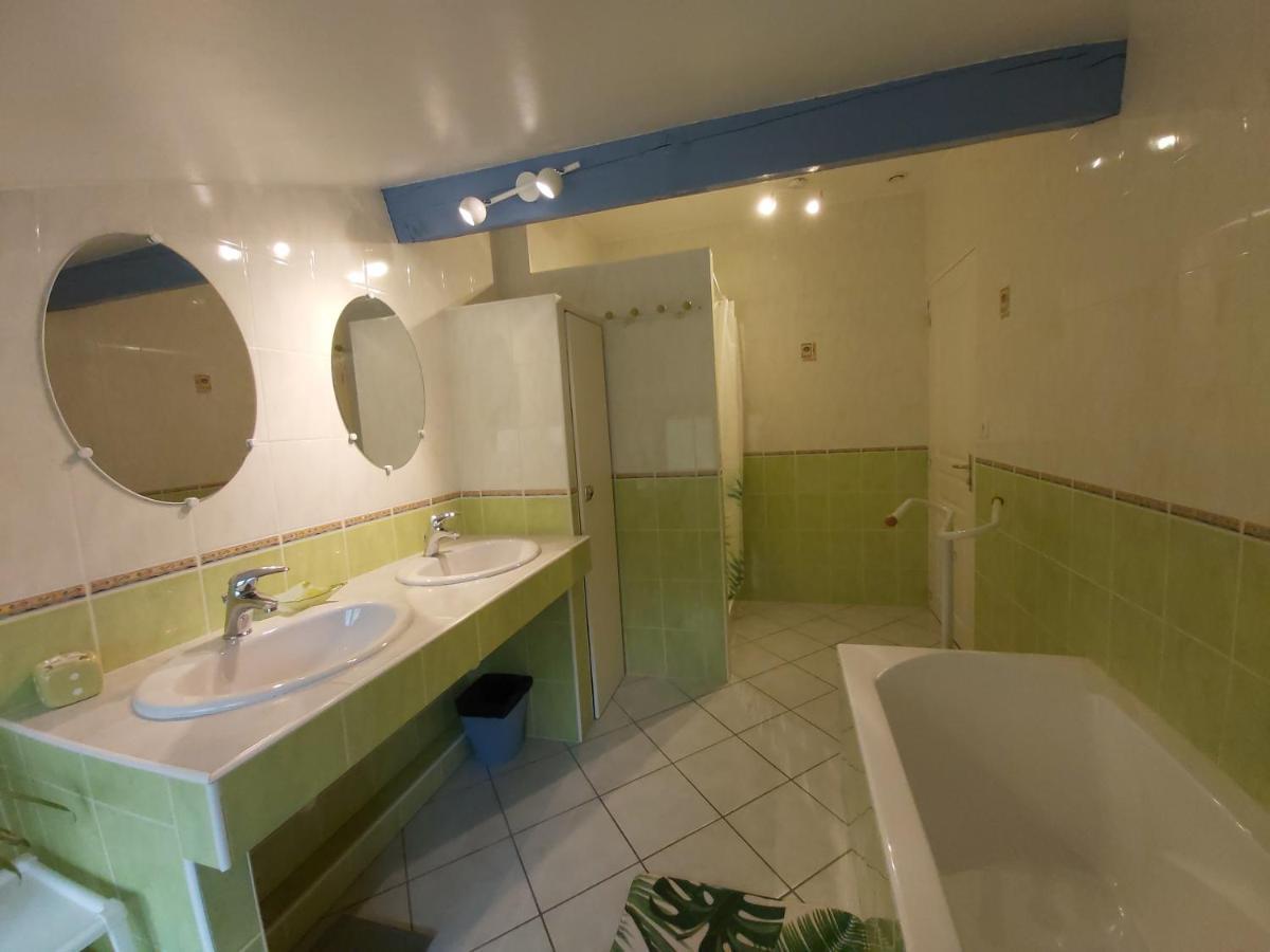 Ô miroir... sans détour dis-moi tout de ce séjour Francescas Extérieur photo