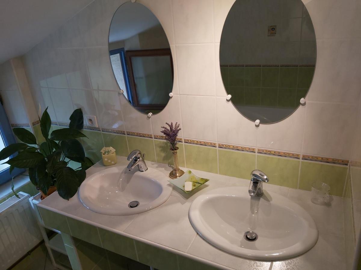 Ô miroir... sans détour dis-moi tout de ce séjour Francescas Extérieur photo